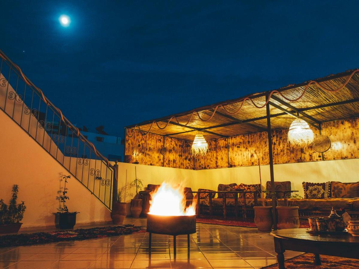 Chill Surfer Hostel Tamraght Bagian luar foto