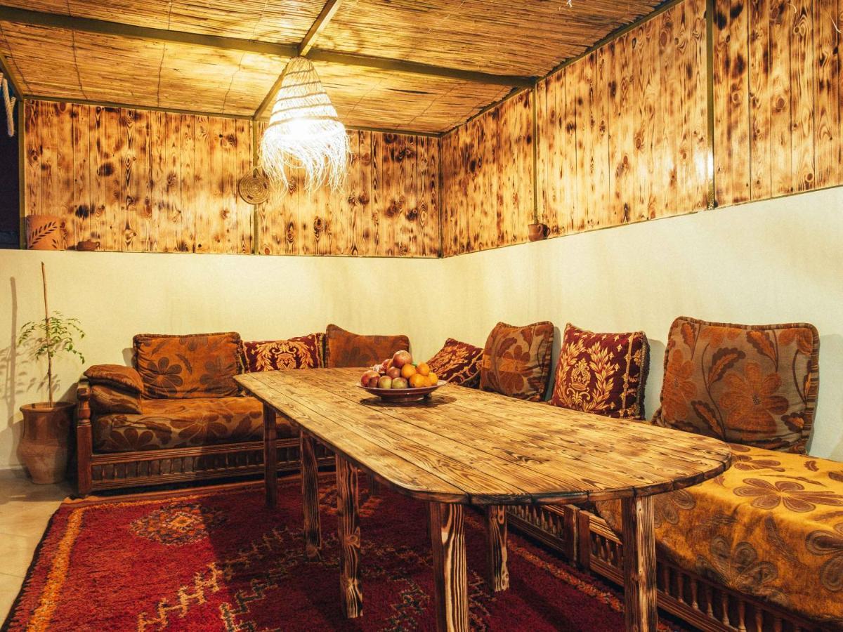 Chill Surfer Hostel Tamraght Bagian luar foto