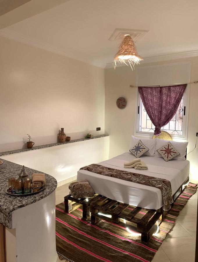 Chill Surfer Hostel Tamraght Bagian luar foto