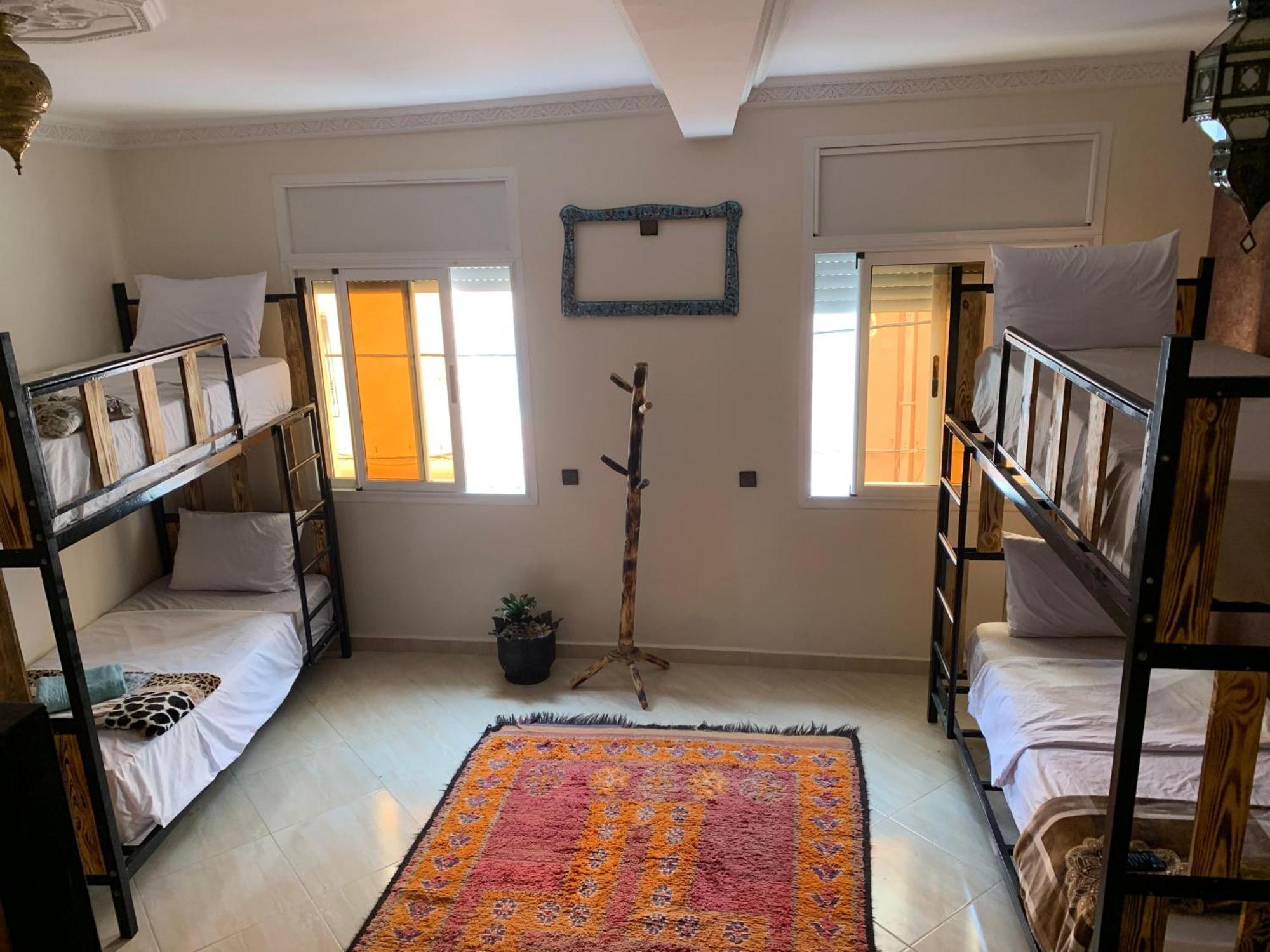 Chill Surfer Hostel Tamraght Bagian luar foto