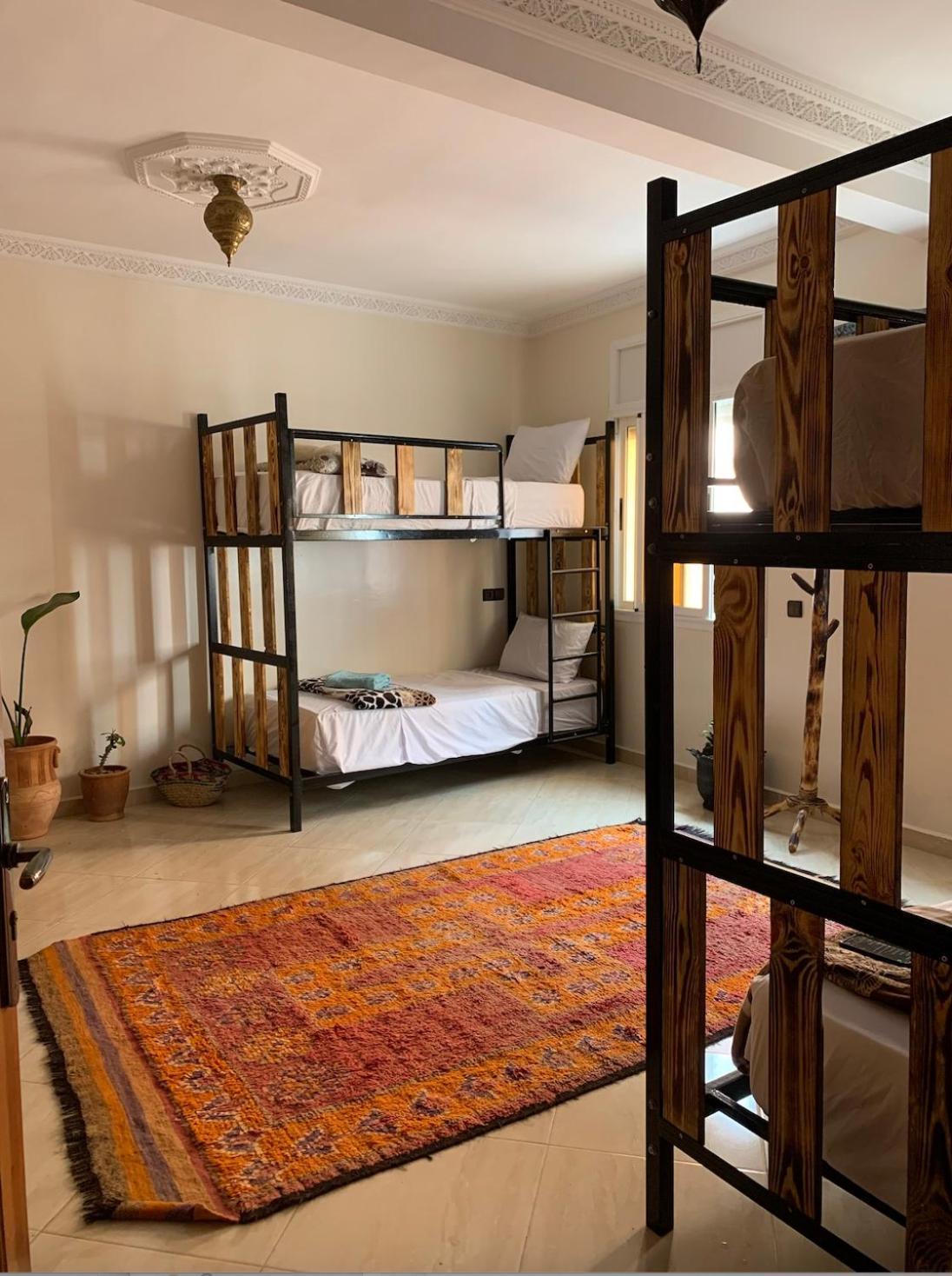 Chill Surfer Hostel Tamraght Bagian luar foto