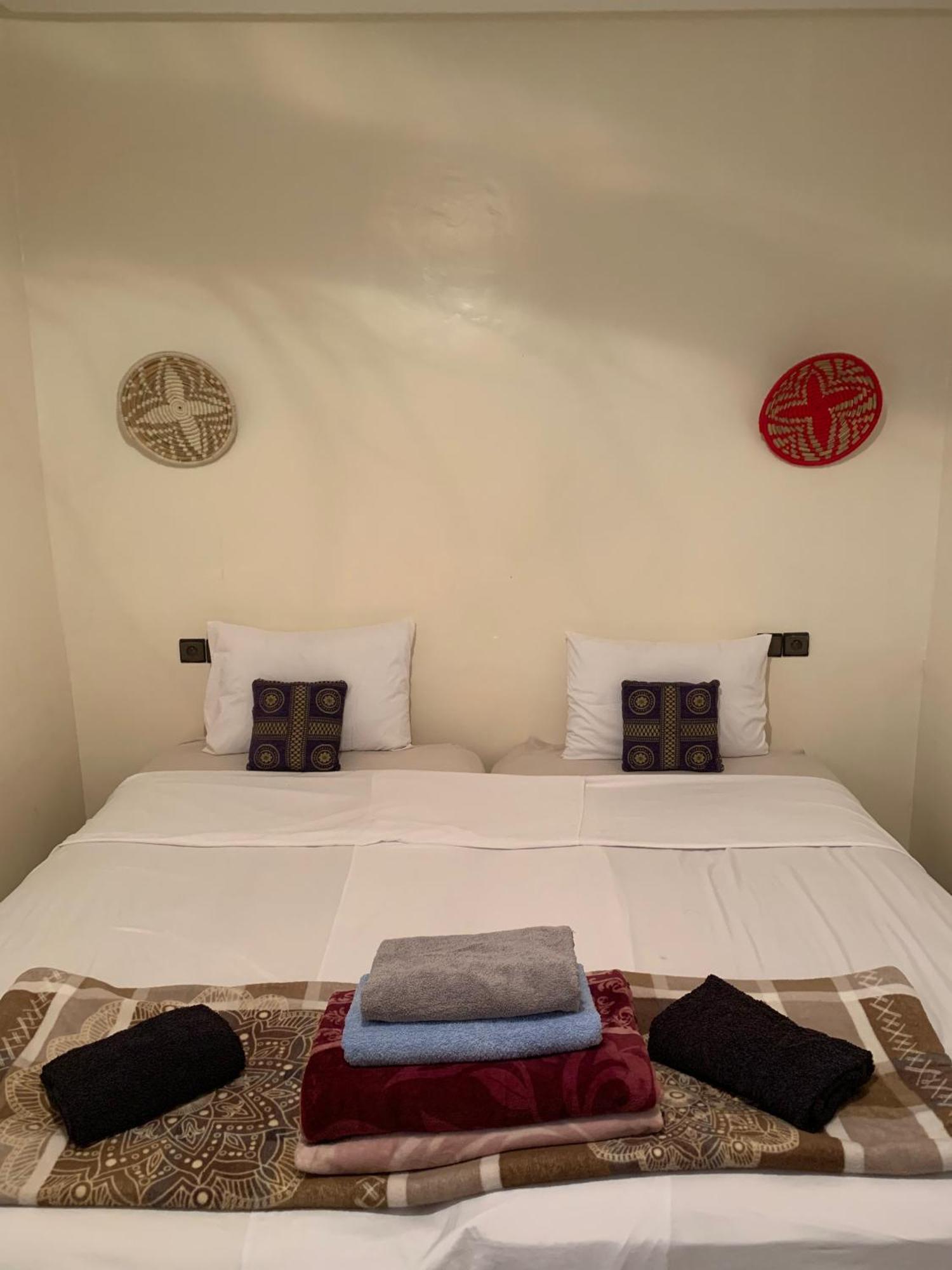 Chill Surfer Hostel Tamraght Bagian luar foto