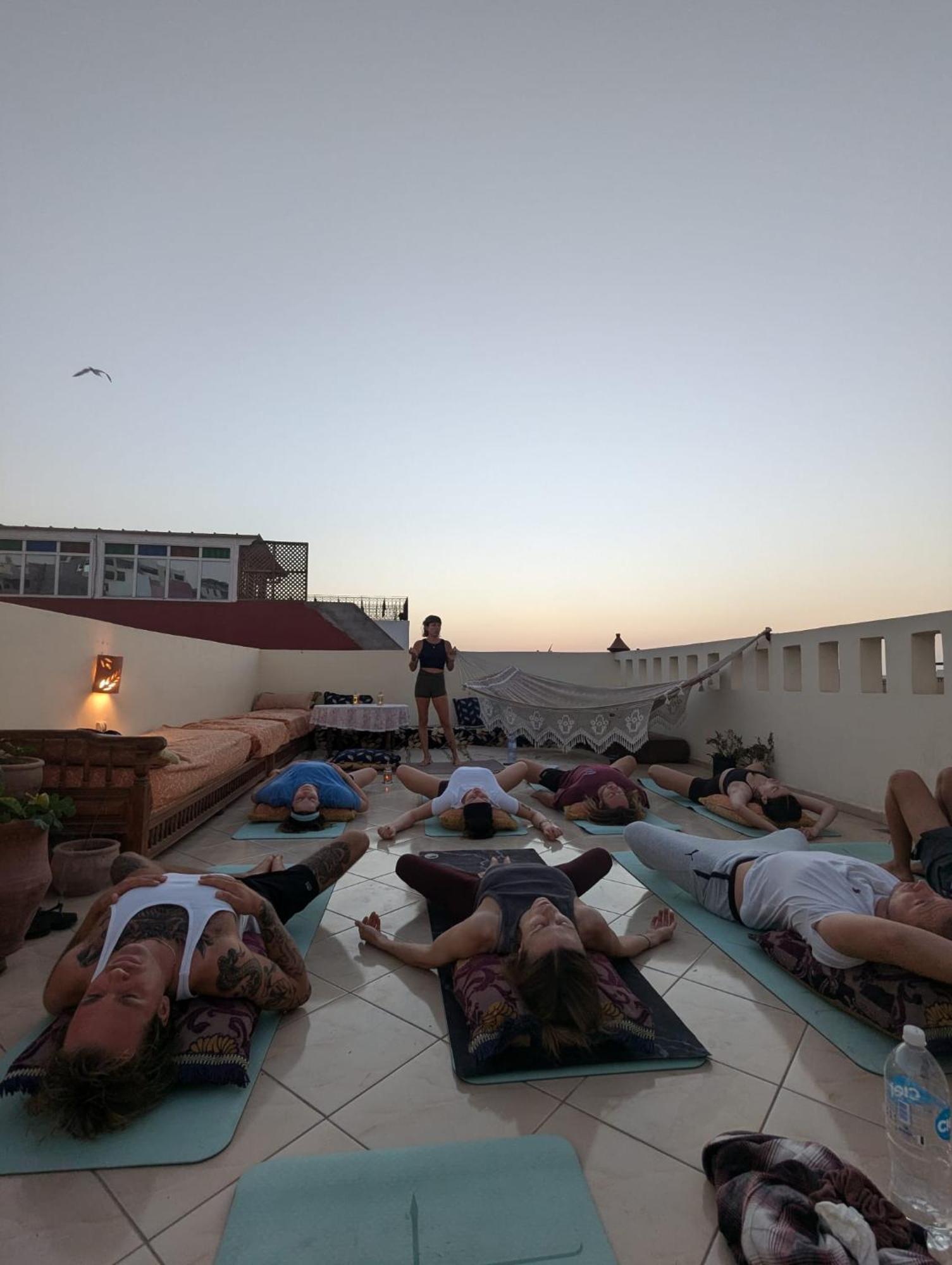 Chill Surfer Hostel Tamraght Bagian luar foto